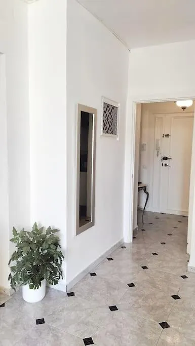 Bonito Apartamento De Dos Dormitorios En El Centro Y Calle San Miguel Torremolinos